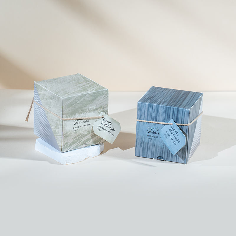 세로 줄무늬 향초가 있는 둥근 유리 캔들컵 - 에코 소이왁스 캔들 판매점